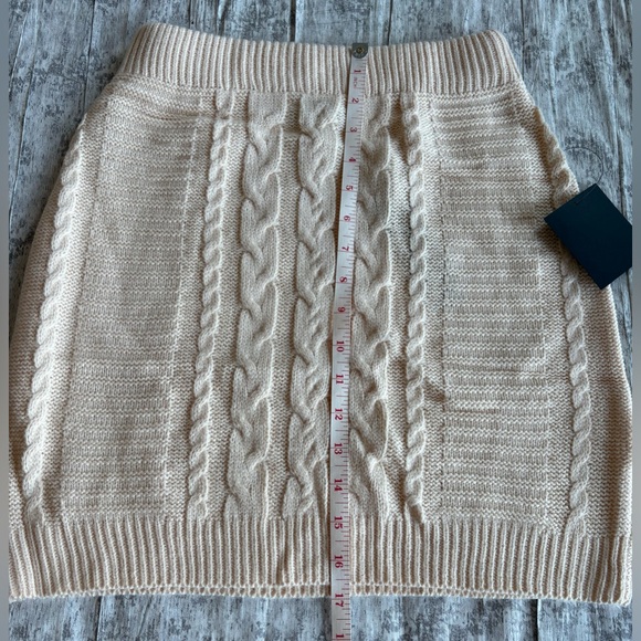 NEW w/Tags LuLu's In the Cards Beige Cable Knit Two-Piece Sweater Set Size Small - Picture 10 of 10